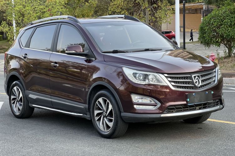 Used Baojun 560 2016 1.8L Manual Luxury Edition
