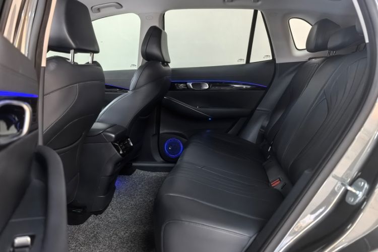 Used  E5 2024 530km Long-Range Version
