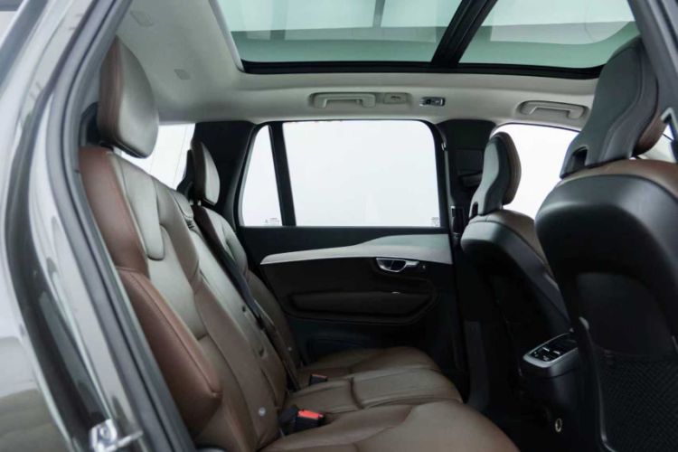 Used Volvo XC90 2019 T5 Zhiyi Edition 7-Seater China V Emission Standard
