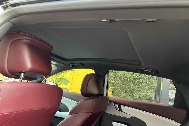 Used Buick LaCrosse 2025 28T Platinum Edition
