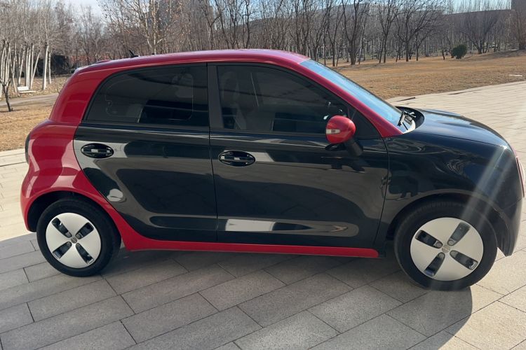 Used ORA Black Cat 2021 301 km Basic Version
