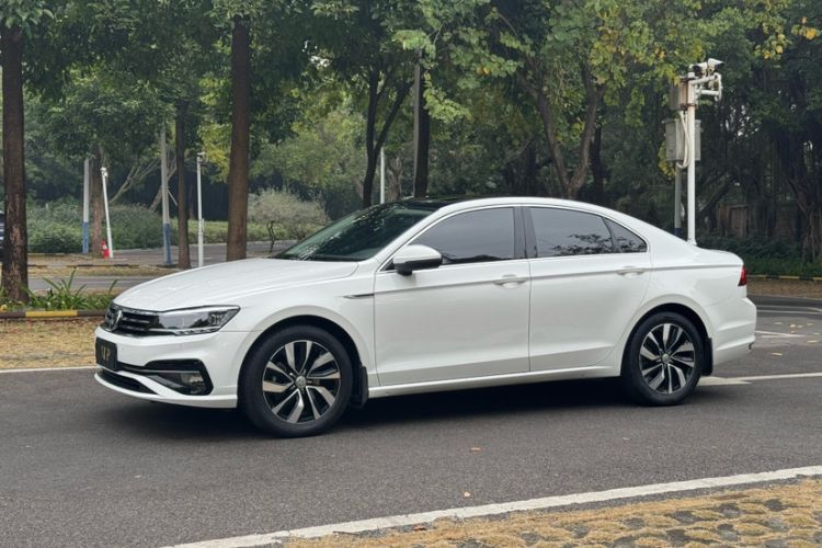 Used Volkswagen Lamando 2021 280TSI DSG Luxury Phantom Edition