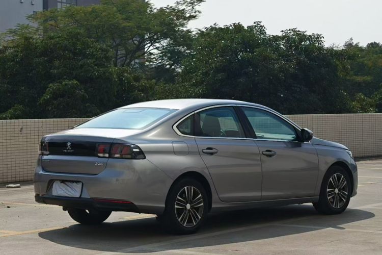 Used Peugeot 308 2016 1.6L Automatic Fashion Edition
