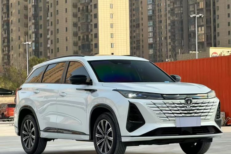 Used Changan CS75 PLUS 2024 3rd Generation Champion Edition 1.5T Intelligent Drive Dynamic Model