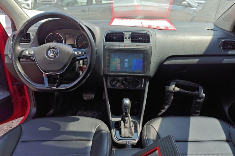 Used Volkswagen Polo 2016 1.6L Automatic Comfort Model