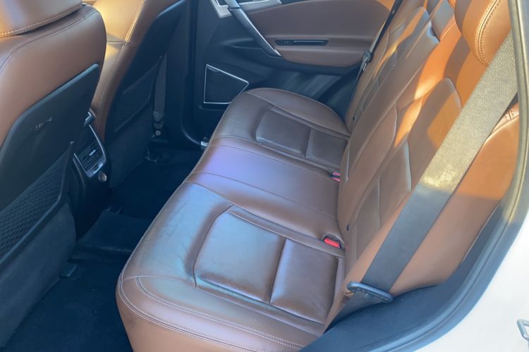 Used Geely Auto Emgrand X7 Sport 2016 1.8TD Automatic ZhiZun Version
