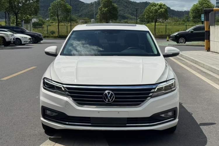 Used Volkswagen Lavida 2022 1.5L Automatic Comfort Edition
