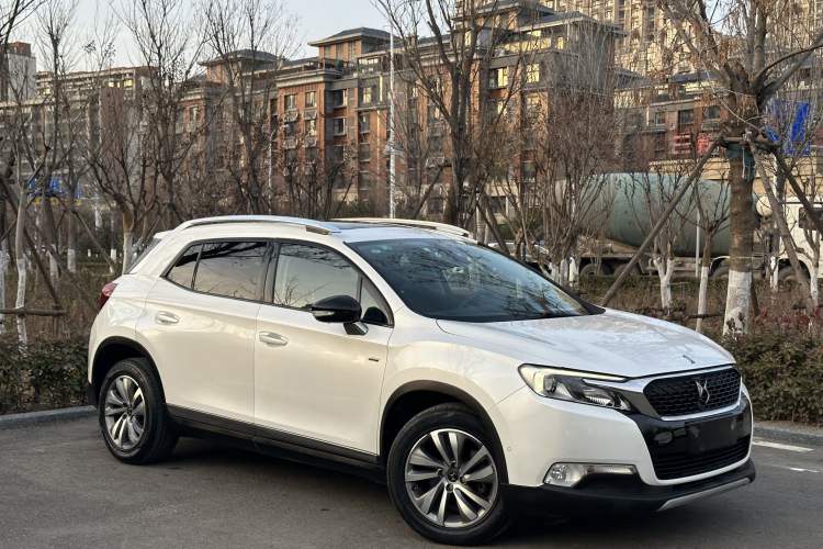 Used  6 2016 1.6T Luxury Edition THP160
