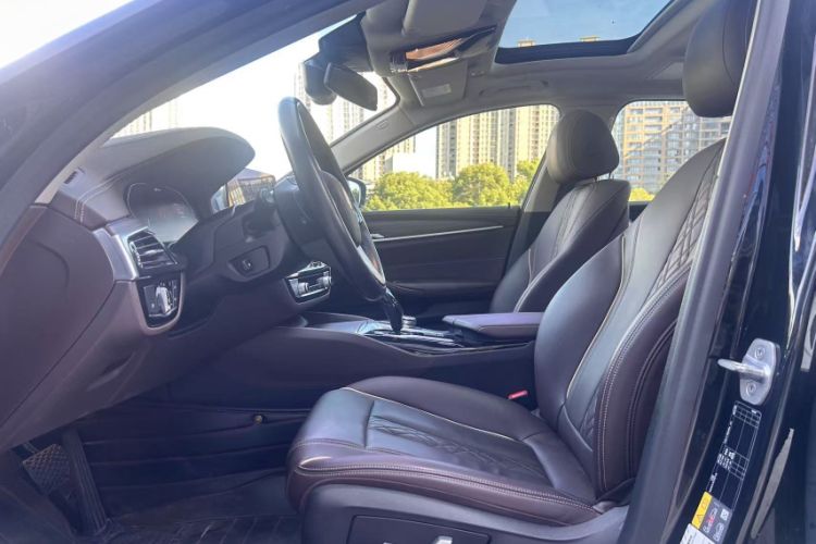 Used BMW 5 Series New Energy 2020 Mileage Upgrade Version 530Le Luxury Package