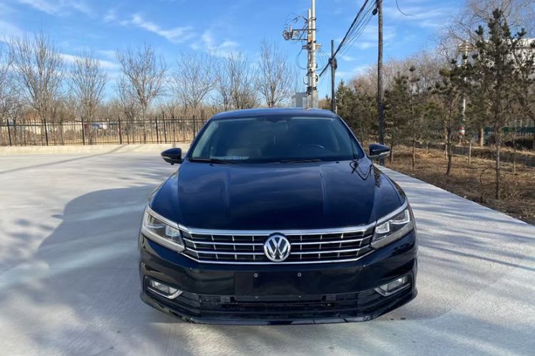 Used Volkswagen Passat 2017 330TSI DSG Luxury Edition
