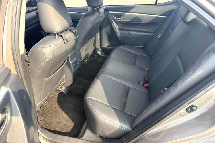 Used Toyota Corolla 2017 Revised Version 1.2T S-CVT GL-i
