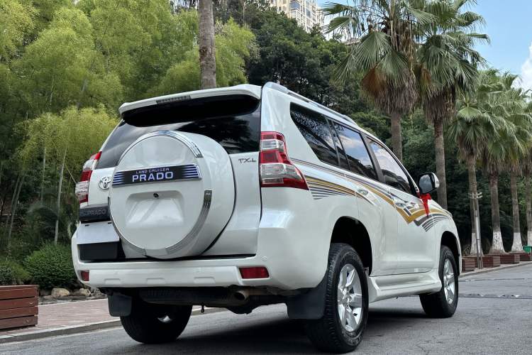 Used Toyota Prado 2016 2.7L Automatic Standard Edition
