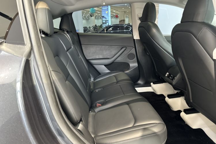 Used Tesla Model Y 2024 Rear-Wheel-Drive Version