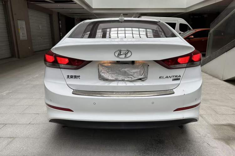 Used Hyundai Elantra 2016 1.6L Automatic ZhiXuan – Elite Version
