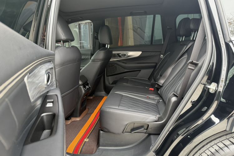 Used GAC Trumpchi GS8 2025 Linghang Series 2.0 TGDI Two-Wheel-Drive Luxury Edition 5 Seats