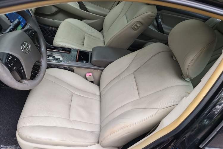 Used Toyota Camry 2013 200G Classic Luxury Edition
