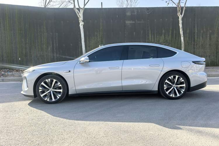 Used Nio ET7 2024 75 kWh Executive Edition
