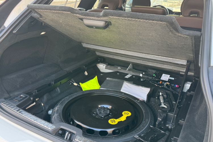 Used Volvo V90 2021 Cross Country B5 AWD Smart Range Edition
