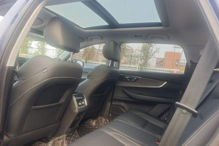 Used Chery Tiggo 8 2019 1.6 TGDI Automatic Luxury Model
