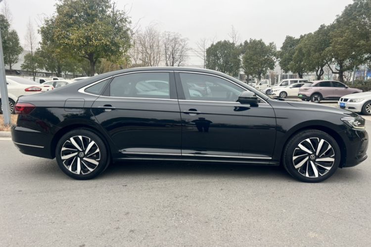 Used Volkswagen Passat 2022 330TSI Elite Edition
