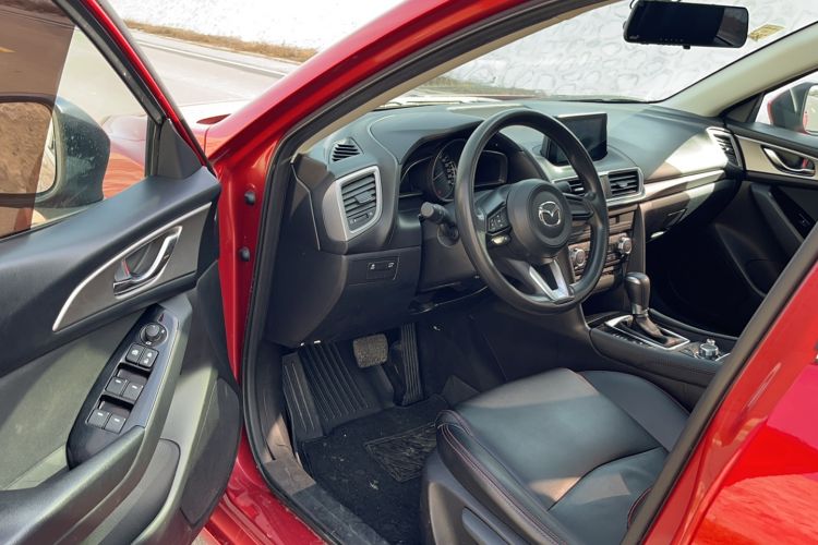 Used Mazda Mazda 3 Axela 2017 Sedan 1.5L Automatic Luxury Model Emission Standard China V
