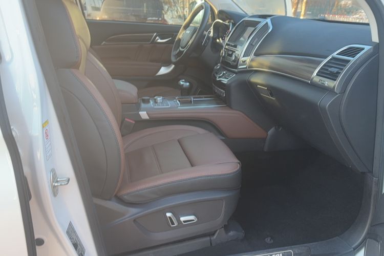 Used Haval H9 2017 2.0T Gasoline 4x4 Premium 5-Seater
