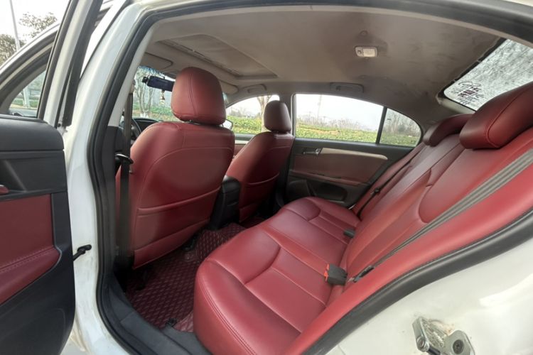 Used Roewe 350 2015 1.5L Manual Luxury Sunroof Edition
