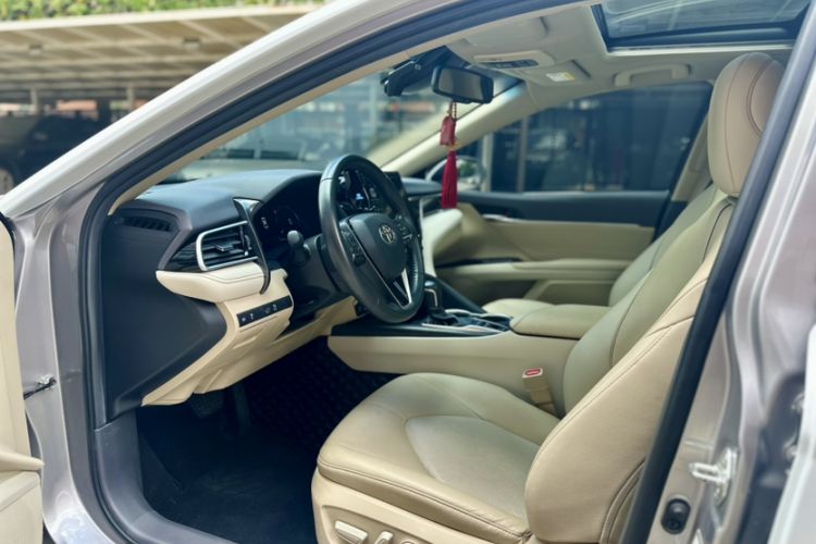 Used Toyota Camry 2021 Dual-Motor 2.5HG Luxury Edition
