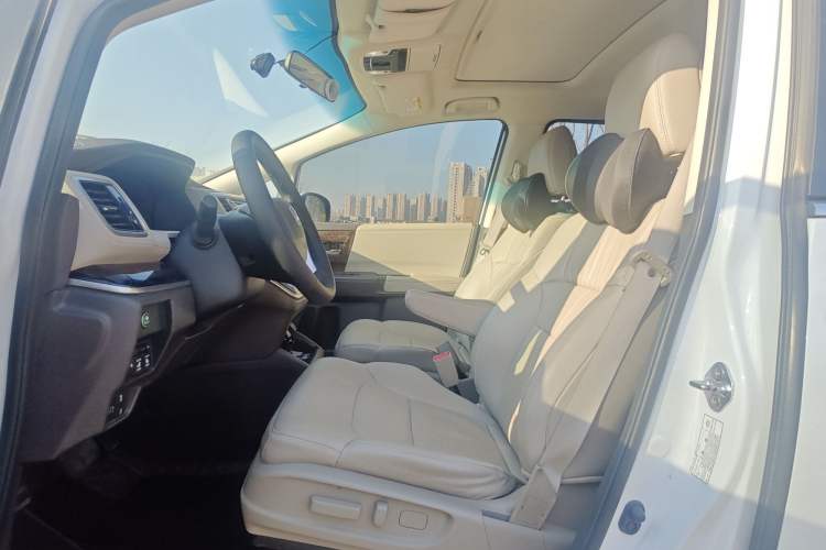 Used Honda Odyssey 2015 Revised 2.4L Luxury Edition