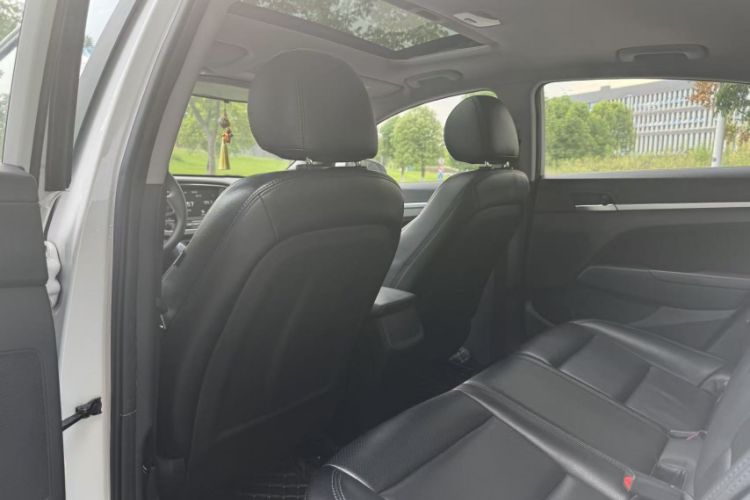 Used Hyundai Elantra 2016 1.6L Automatic ZhiXuan – Elite Version
