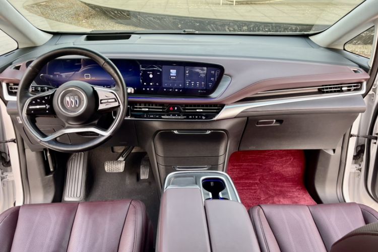 Used Buick Century 2023 2.0T Six-Seater Yinshi Edition
