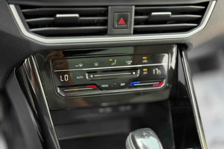 Used Volkswagen Tayron 2023 300TSI Two-Wheel-Drive Luxury Plus Advanced Edition
