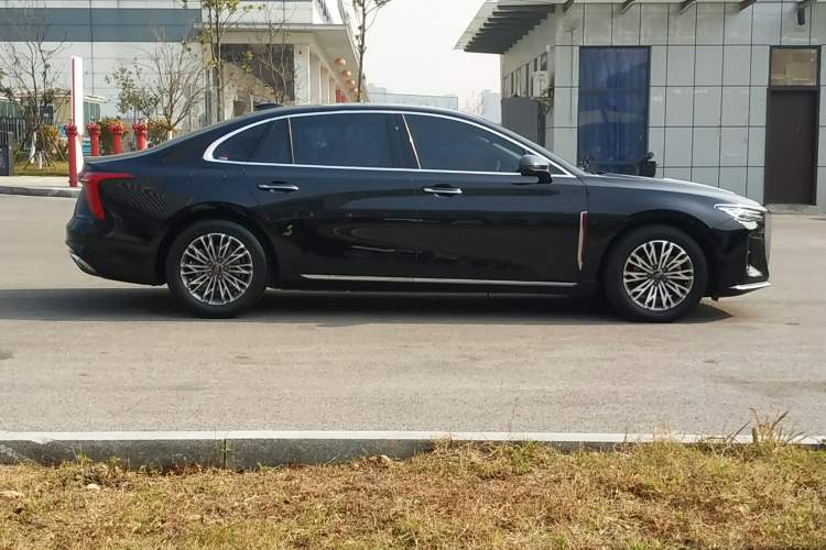 Used Hongqi H5 2023 2.0T Automatic Smart Connect Flagship Edition
