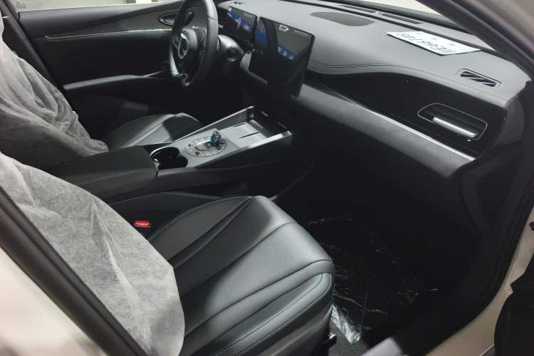 Used BYD Seal 06 New Energy 2025 DM-i Smart Drive 80KM Luxury Model
