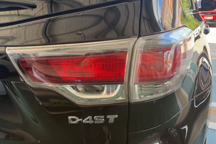 Used Toyota Highlander 2015 2.0T Two-Wheel Drive Elite Edition 7 Seats
