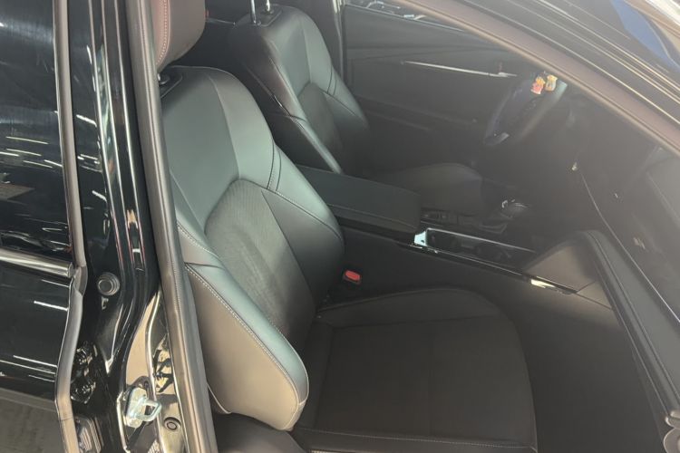 Used Toyota Camry 2024 Dual-Motor 2.0HS Sport Edition