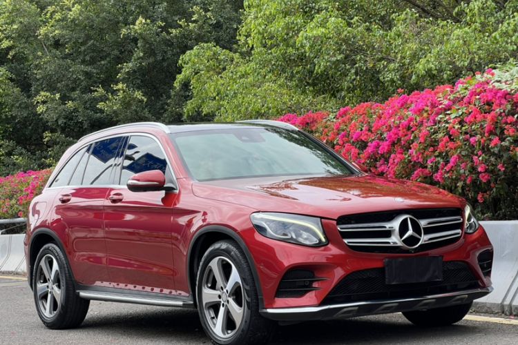 Used Mercedes-Benz GLC 2017 GLC 260 4MATIC Luxury Model

