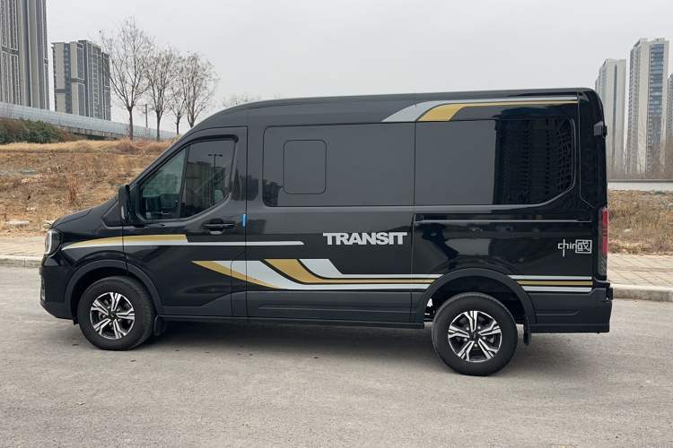 Used Ford Transit T8 2024 T8 2.3T Diesel Automatic Mid-axle Mid-roof 6-Seater Multi-function Version 2/2/2