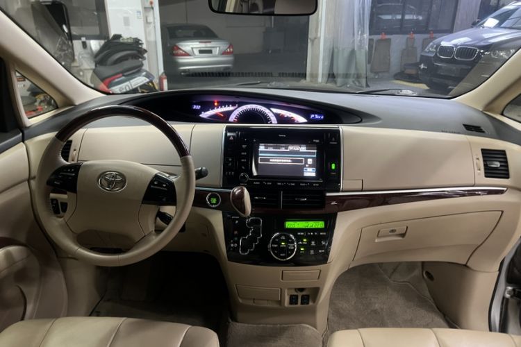 Used Toyota Previa 2012 2.4L 7-Seater Luxury Edition