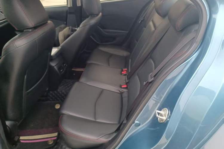 Used Mazda Mazda 3 Axela 2017 Sedan 1.5L Automatic Luxury Model Emission Standard China V