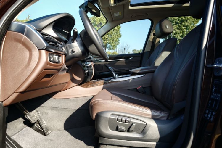 Used BMW X5 2017 xDrive28i
