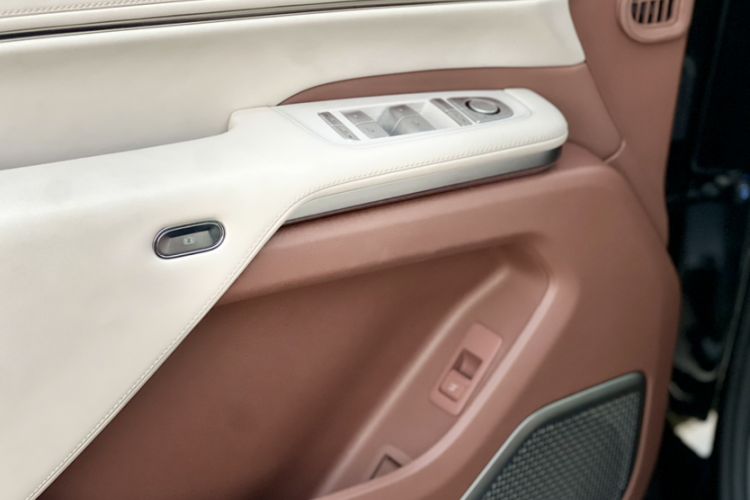 Used BYD Xia 2025 DM-i 1.5T 100km Leading Model
