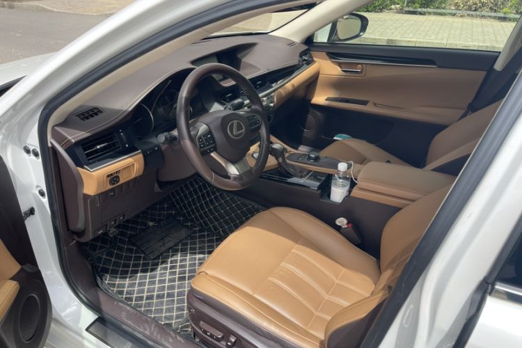 Used Lexus ES 2015 200 Elite Edition
