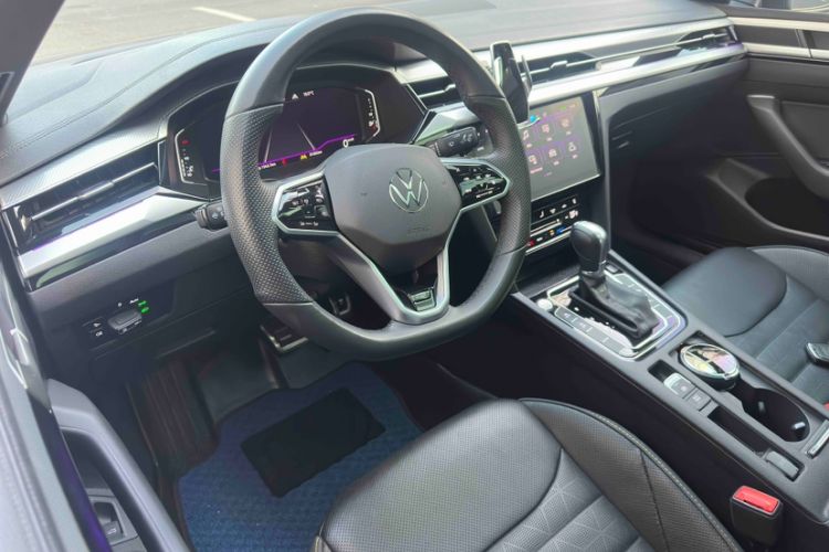 Used Volkswagen FAW-Volkswagen CC 2023 380TSI Striking Edition
