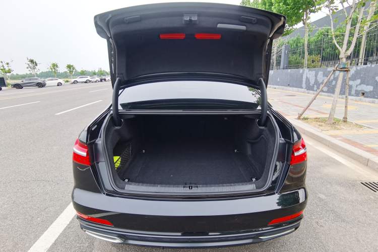 Used Audi A6L 2019 40 TFSI Luxury Dynamic Model
