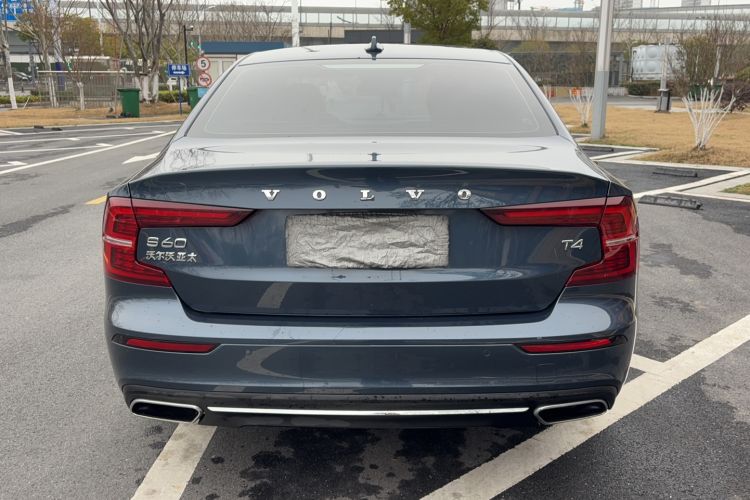 Used Volvo S60 2021 T4 Zhiyi Luxury Edition
