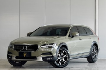 Used Volvo V90 2017 Cross Country T5 AWD Prestige Edition
