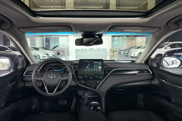 Used Toyota Camry 2021 2.5G Luxury Edition
