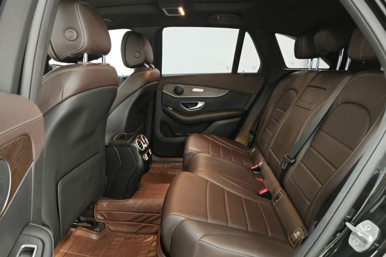 Used Mercedes-Benz GLC 2021 GLC 260 L 4MATIC Luxury Model
