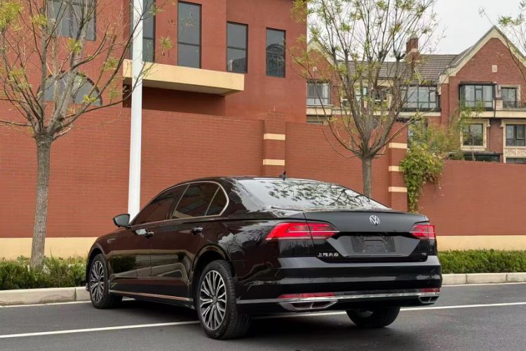 Used Volkswagen Phideon 2021 380TSI Luxury Edition
